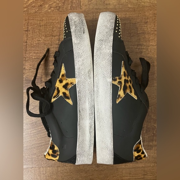 Kellparker Holly Stud Sneaker Size 7 - Picture 5 of 7